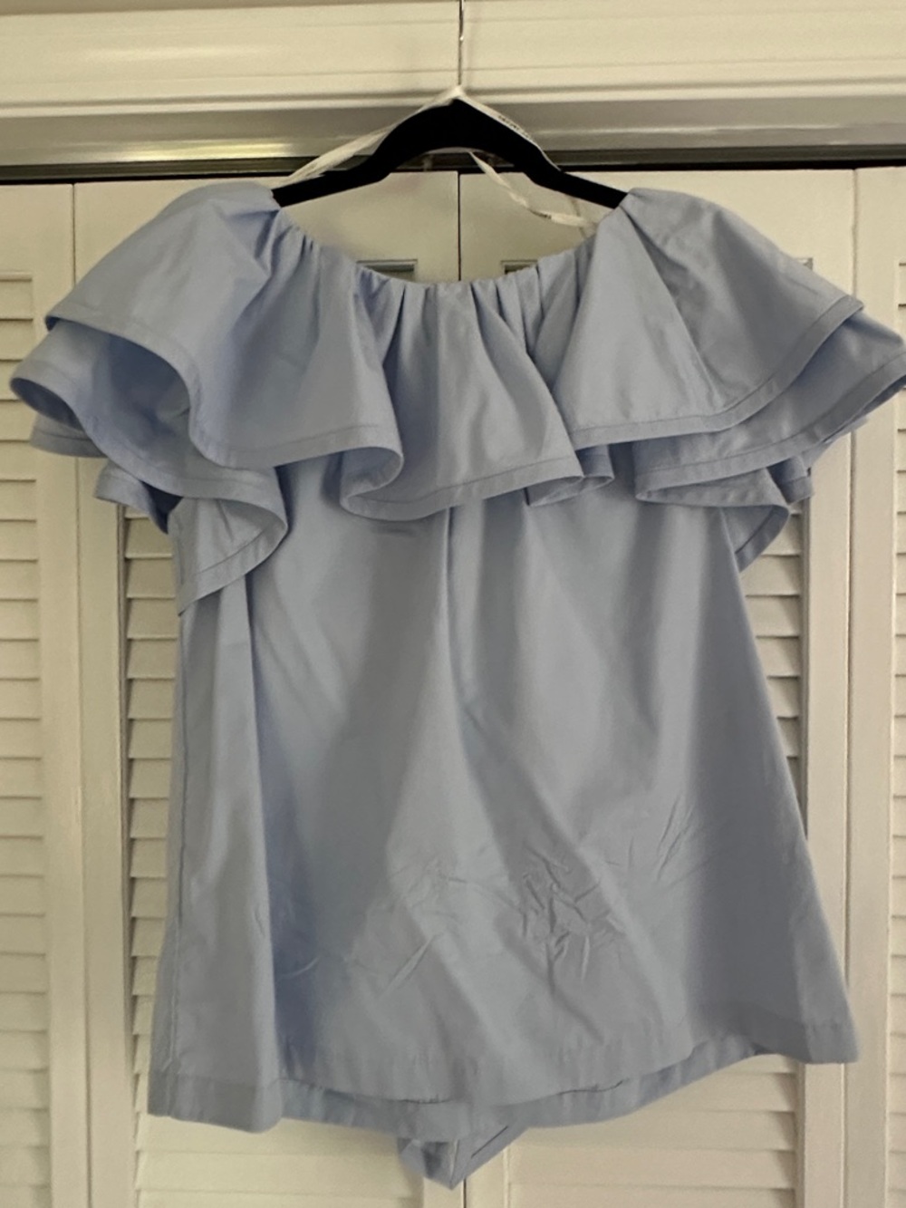 Marc Jacobs blue ruffle top Bow in back